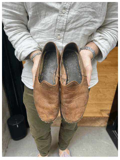 Dear Sabah People, There are few things I like more than hearing (and seeing) the story of a well-loved pair of Sabahs from a long-time customer. Case in point: Marko Ayling, shown above. We met just