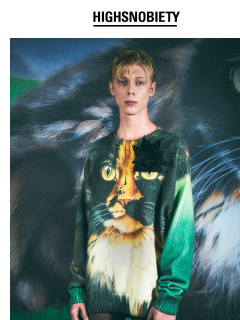 Cat motifs have taken over the brand's FW24 collection. 🐈 © JW Anderson JW ANDERSON FW24 SCREAMS "MEOW" SHOP THE DROP JW Anderson's latest collection is an ode to our feline friends